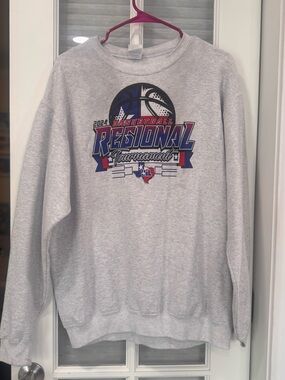 Regional Basketball Tournament Graphic Crewneck Sweatshirt - Gray